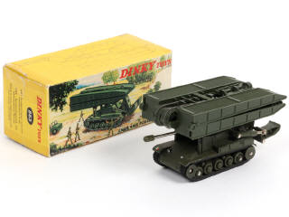 Lot 400 - DINKY TOYS (FRANCE) (1)