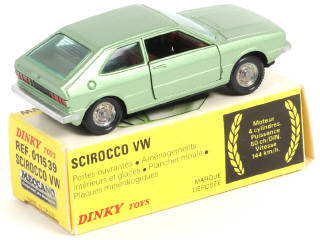 Lot 390 - DINKY TOYS (FRANCE) (1)