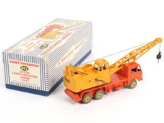 Lot 351 - DINKY TOYS (GB) (1)
