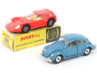 Lot 167 - DINKY TOYS (GB) (2)