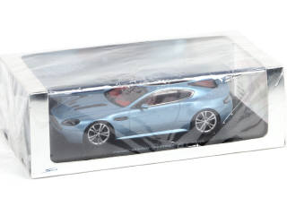 Lot 262 - SPARK (MACAU) (1)