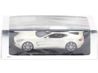 Lot 261 - SPARK (MACAU) (1)