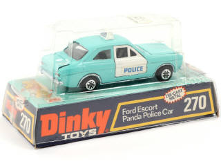 Lot 195 - DINKY TOYS (GB) (1)