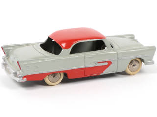 Lot 184 - DINKY TOYS (FRANCE) (1)