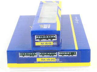 Lot 33 - REE MODELES (FRANCE) (4)