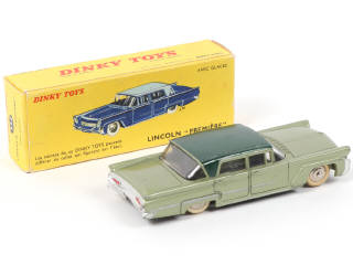 Lot 192 - DINKY TOYS (FRANCE) (1)