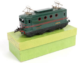 Lot 24 - HORNBY 'O' (FRANCE) (1)
