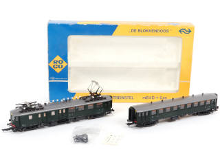 Lot 128 - ROCO 'HO' (AUTRICHE) (1)