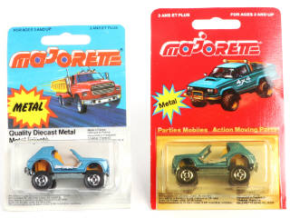 Lot 251 - MAJORETTE (FRANCE) (2)