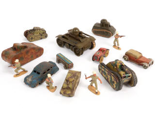 Lot 113 - DIVERS (14)