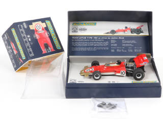 Lot 232 - SCALEXTRIC (GB) (1)