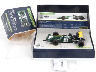 Lot 235 - SCALEXTRIC (GB) (1)
