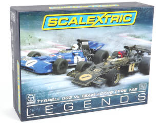 Lot 241 - SCALEXTRIC (GB) (2)