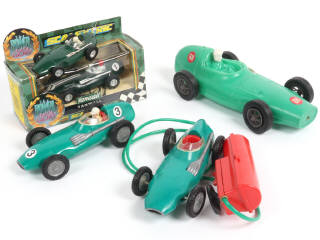 Lot 78 - DIVERS (5)