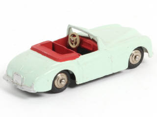 Lot 372 - DINKY TOYS (FRANCE) (1)