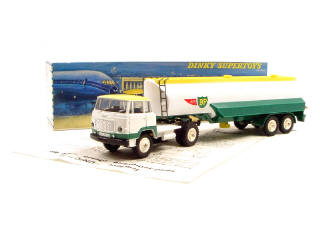 Lot 834 - DINKY TOYS FRANCE (1)
