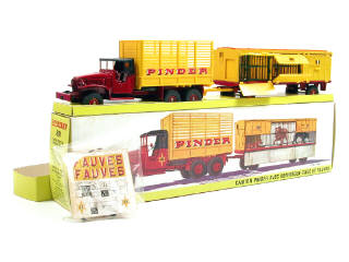 Lot 839 - DINKY TOYS FRANCE (1)