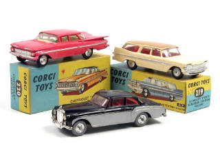 Lot 612 - CORGI TOYS (GB) (3)