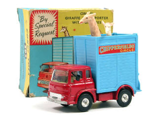 Lot 534 - CORGI TOYS (GB) (1)