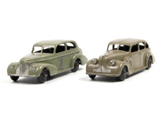 Lot 686 - DINKY TOYS GB (2)