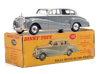 Lot 677 - DINKY TOYS GB (1)