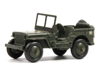 Lot 494 - DINKY TOYS GB (1)