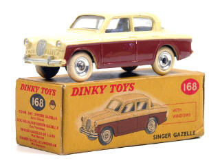 Lot 670 - DINKY TOYS (GB) (1)
