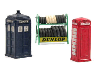 Lot 743 - DINKY TOYS GB (3)