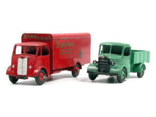 Lot 738 - DINKY TOYS GB (2)