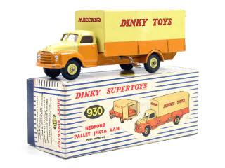 Lot 707 - DINKY TOYS GB (1)