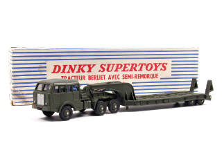 Lot 481 - DINKY TOYS FRANCE (1)