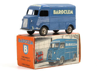 Lot 827 - DINKY TOYS FRANCE (1)