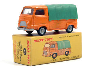 Lot 824 - DINKY TOYS FRANCE (1)