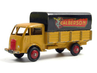 Lot 807 - DINKY TOYS FRANCE (1)