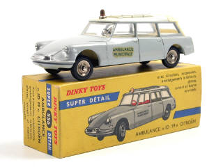 Lot 774 - DINKY TOYS (FRANCE) (1)