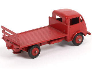 Lot 511 - DINKY TOYS (FRANCE) (1)