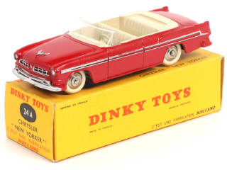 Lot 394 - DINKY TOYS (FRANCE) (1)