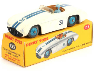 Lot 572 - DINKY TOYS (GB) (1)
