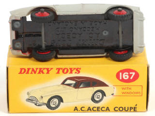 Lot 594 - DINKY TOYS (GB) (1)