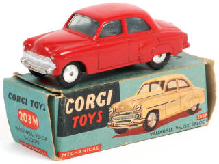 Lot 168 - CORGI TOYS (GB) (1)