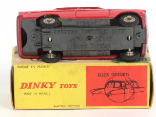 Lot 493 - DINKY TOYS (FRANCE) (1)