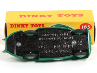 Lot 579 - DINKY TOYS (GB) (1)