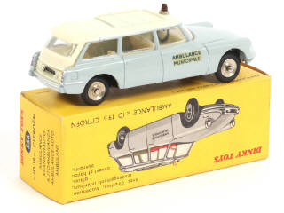 Lot 411 - DINKY TOYS (FRANCE) (1)