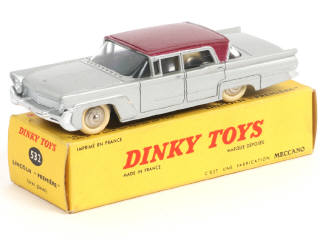 Lot 507 - DINKY TOYS (FRANCE) (1)