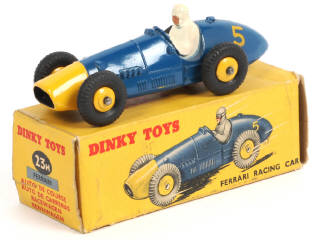 Lot 569 - DINKY TOYS (GB) (1)