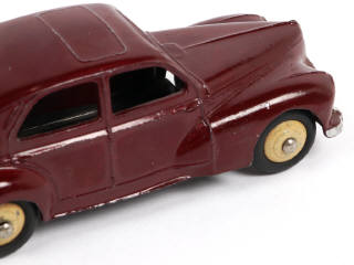 Lot 380 - DINKY TOYS (FRANCE) (1)