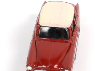 Lot 472 - DINKY TOYS (FRANCE) (1)