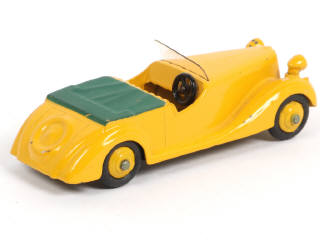 Lot 558 - DINKY TOYS (GB) (1)