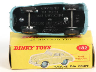 Lot 614 - DINKY TOYS (GB) (1)