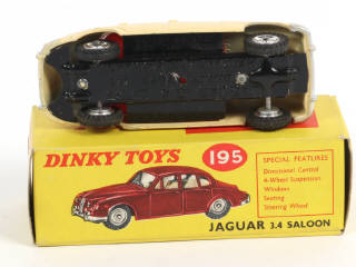 Lot 611 - DINKY TOYS (GB) (1)